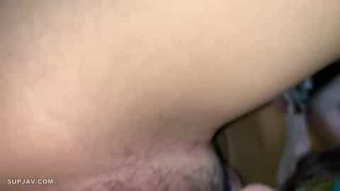 【完整出镜/奇闻趣事】认真拆解记录迟到还款的人妻小穴。播种人妻被曝拿著别人肉棒的模样