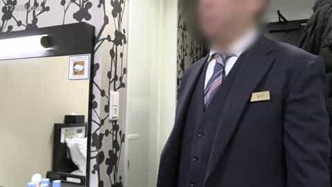 【私密拍摄 淫荡人妻】<在约会网站上发现的淫荡主妇>在超自然的肉食游戏中被活塞猛干，精液被吸出！ ！